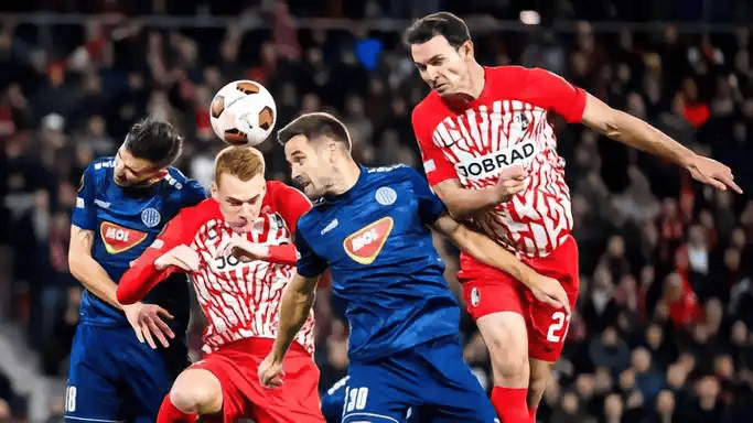 league of legends-包含今晚意甲焦点战，莱比锡完成体检，态度坚定，赛程密集仍需轮换的词条