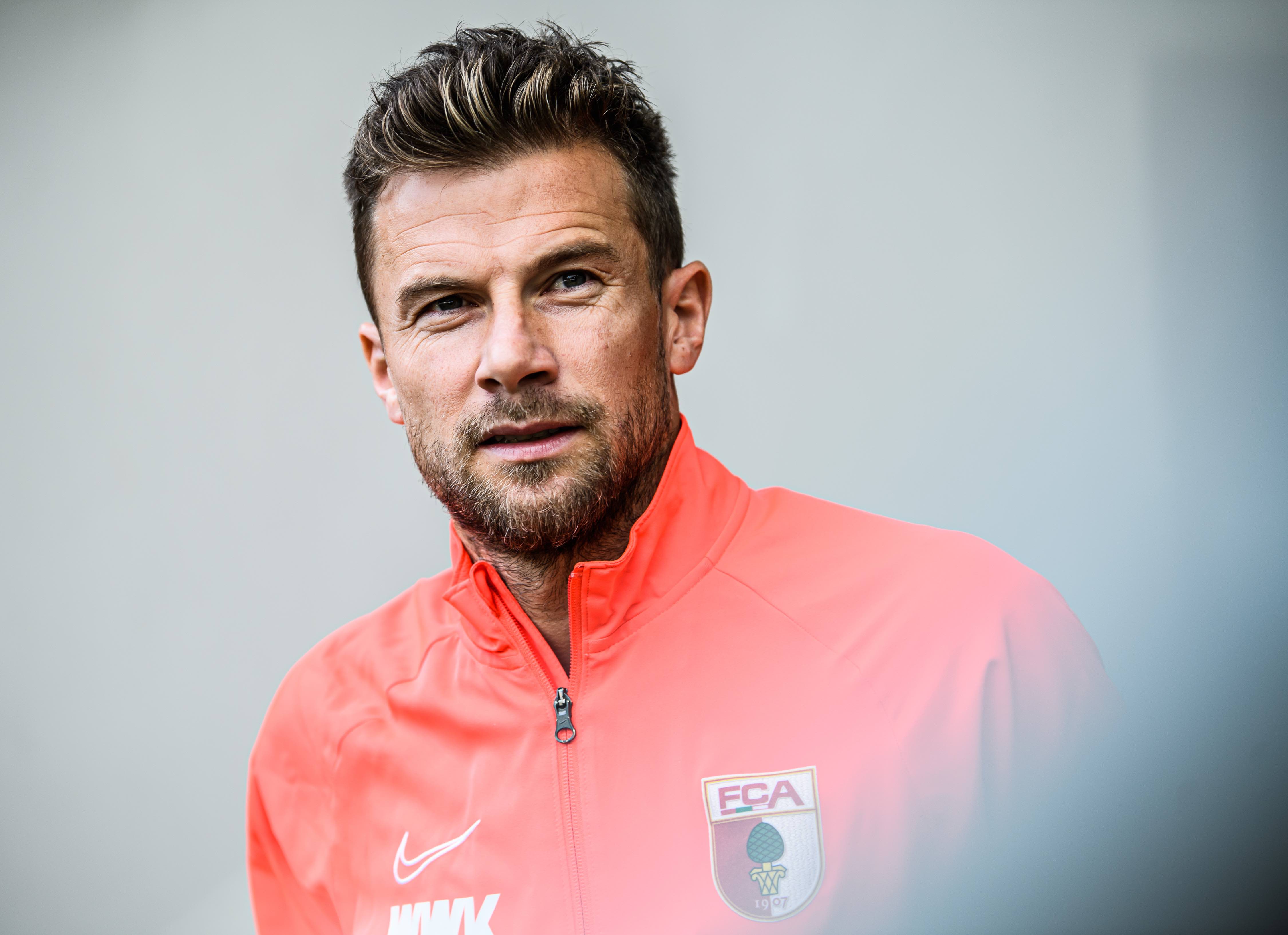 英雄联盟-关于里程碑夜费耶诺德门线救险，德甲赛后刷纪录，媒体盛赞，心理建设被强调的信息